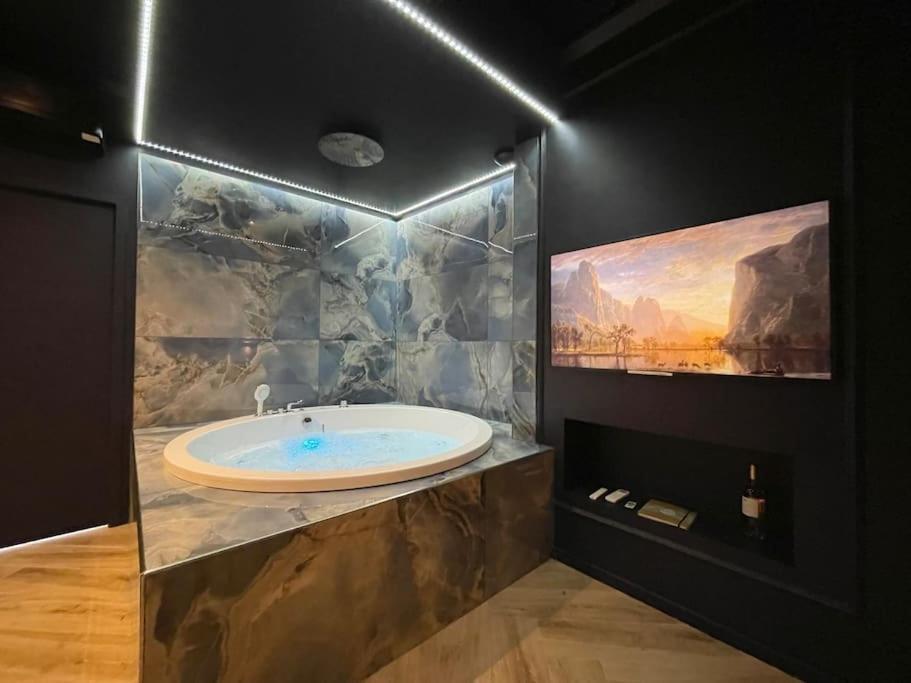 Myinsolite-L'Onyx โวแวร์ ภายนอก รูปภาพ